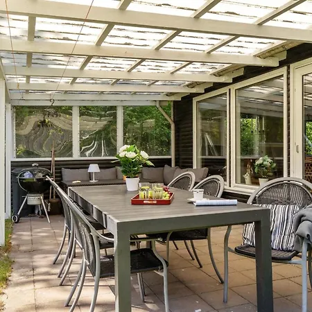 Ulrike - 600m To The Fjord By Interhome *